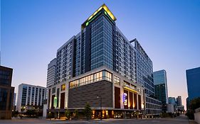 Holiday Inn & Suites Nashville Downtown Broadway